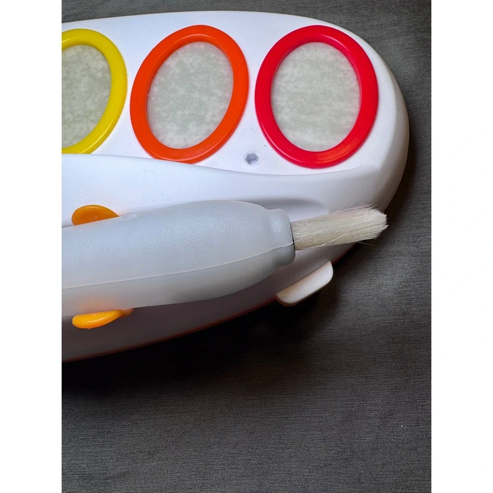 Crayola Color Wonder Magic Light Brush Mess Free Painting Set Orange White